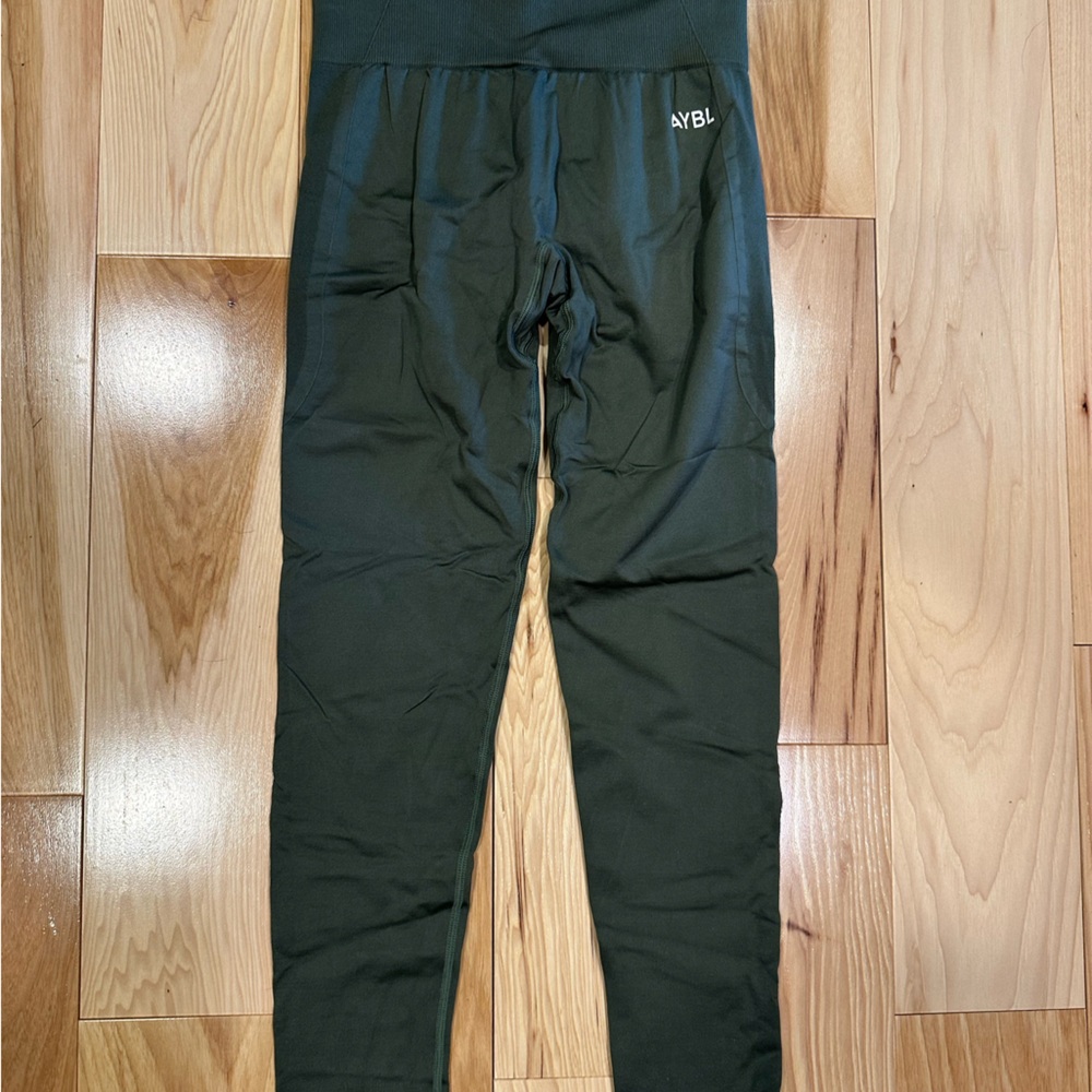 Aybl Empower leggings khaki green size XS